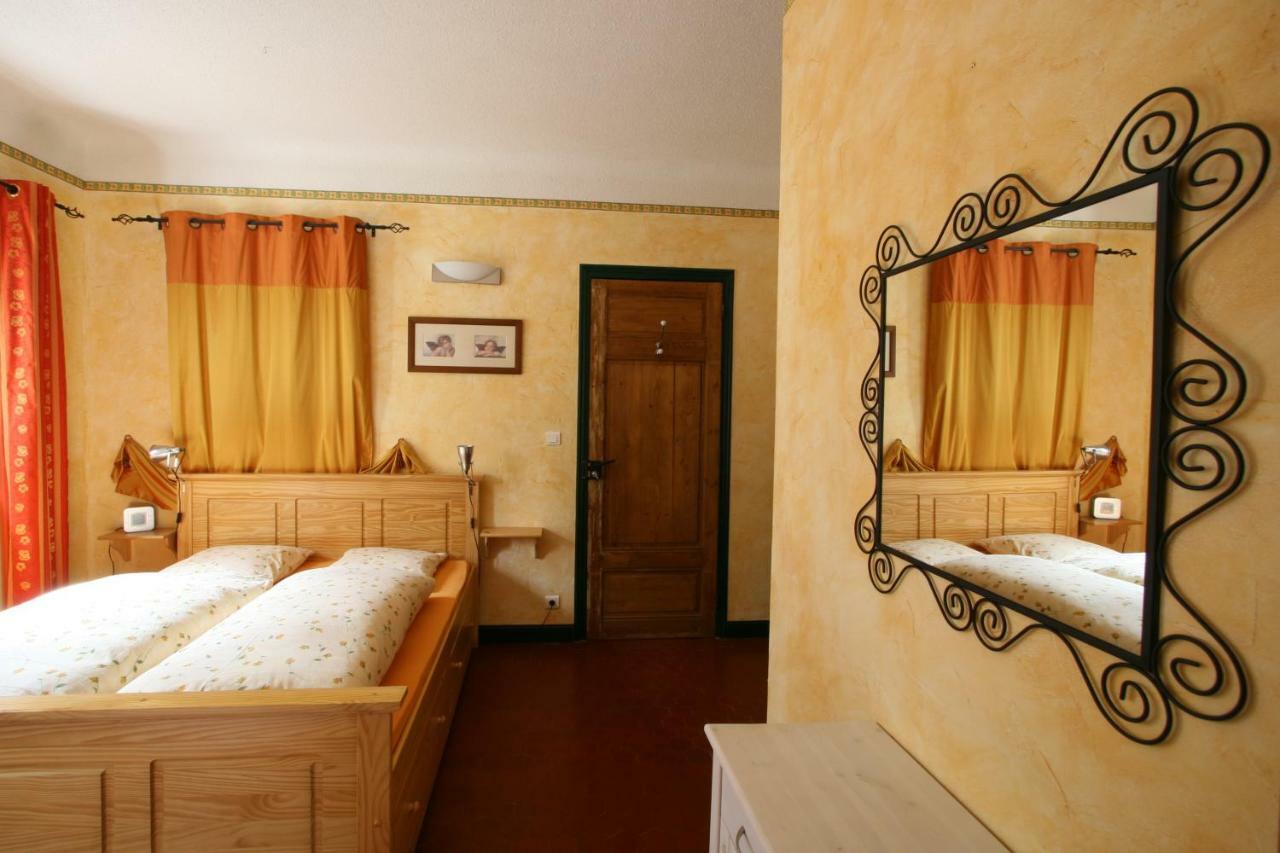 La Villa Du Parc Prades  Værelse billede